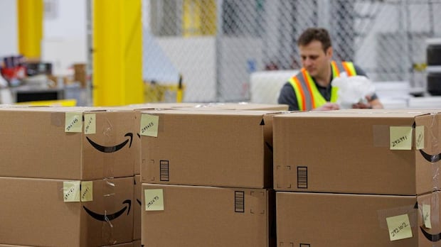 Unifor targets B.C. for Amazon union drive after labour law amendments