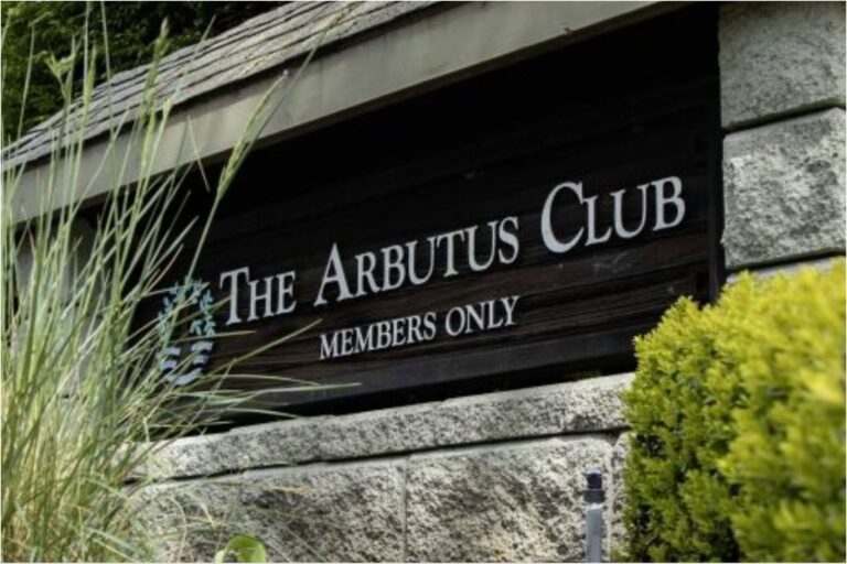Vancouver staff at the Arbutus Club for ‘high-profile elites’ go on strike